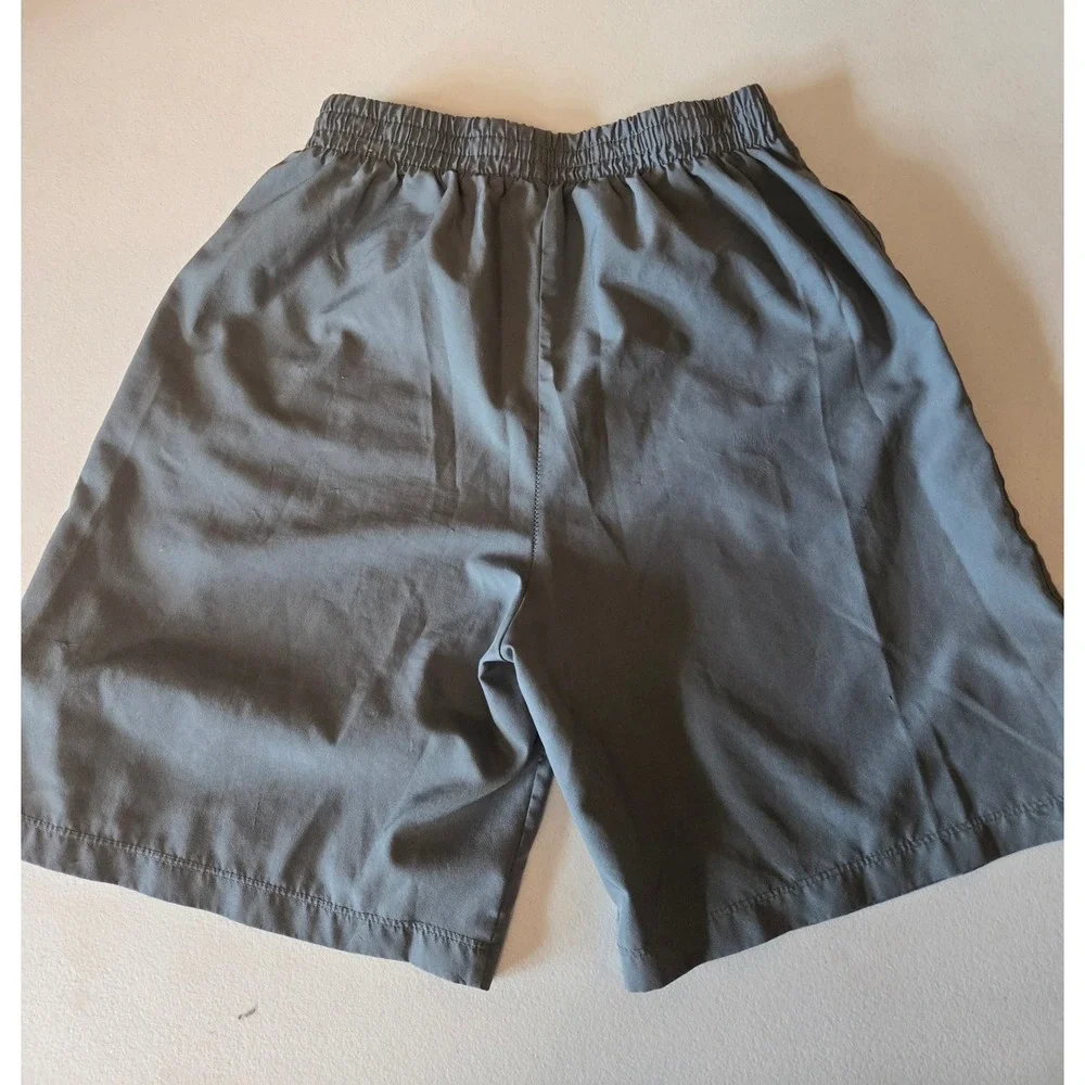 Nike Dri-FIT Boys Youth XL Gray Athletic Shorts Running Training Swoosh Pockets